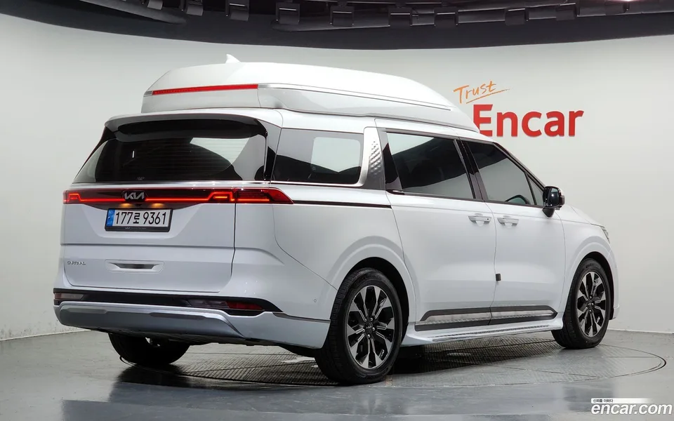 Kia Carnival 9 2023 — миниатюра 2