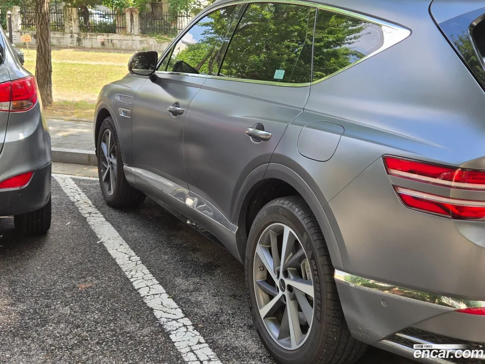 Genesis GV80 2.5T AWD 2024 — миниатюра 2