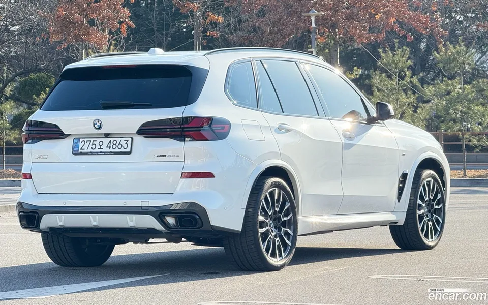 BMW X5 xDrive 50e M 2025 — миниатюра 2