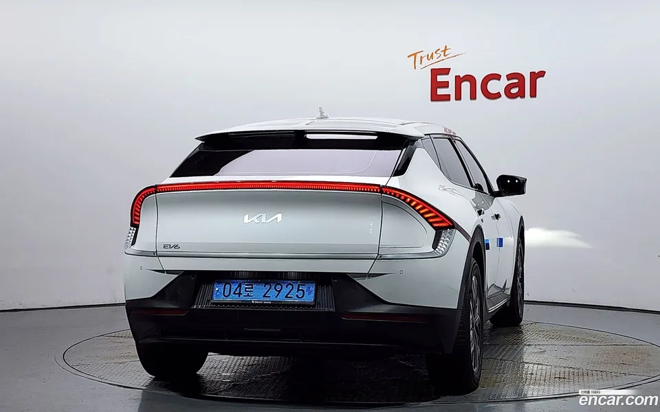Kia EV6 2022 — миниатюра 4