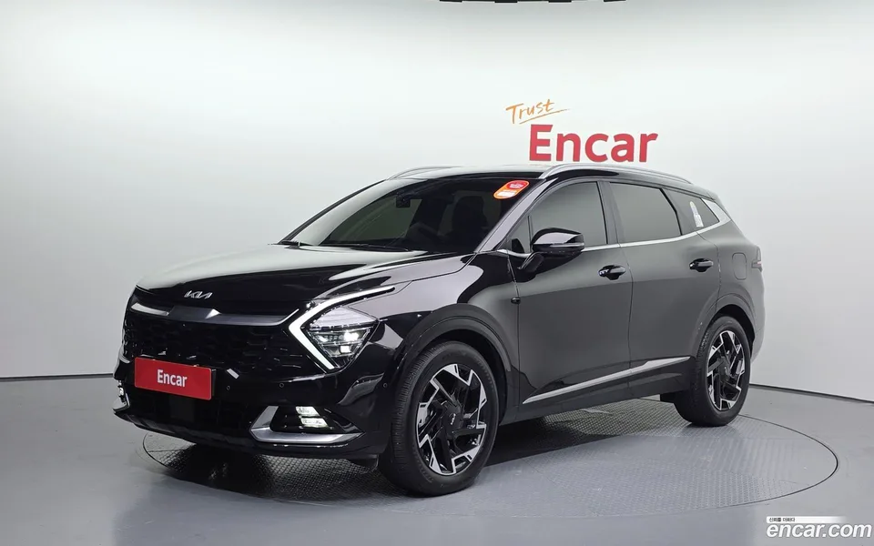Kia Sportage 2.0 2WD 2024 — фото 1, купить с доставкой в Москву