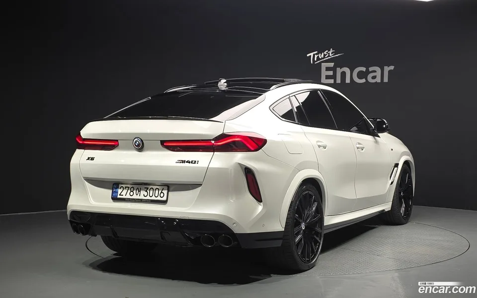 BMW X6 xDrive40i M 2023 — миниатюра 2