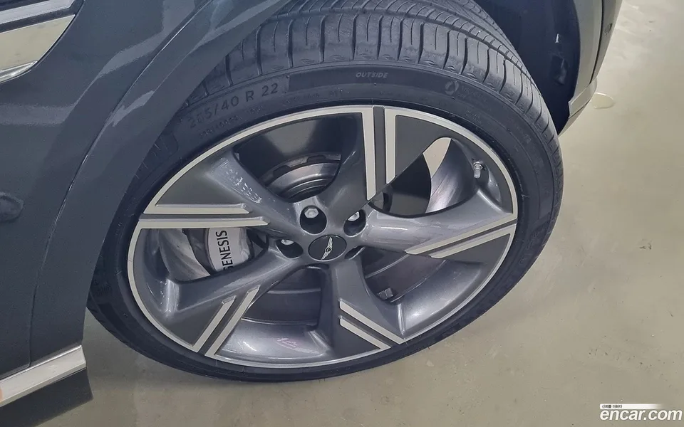 Genesis GV80 2.5T 2WD 2024 — миниатюра 5