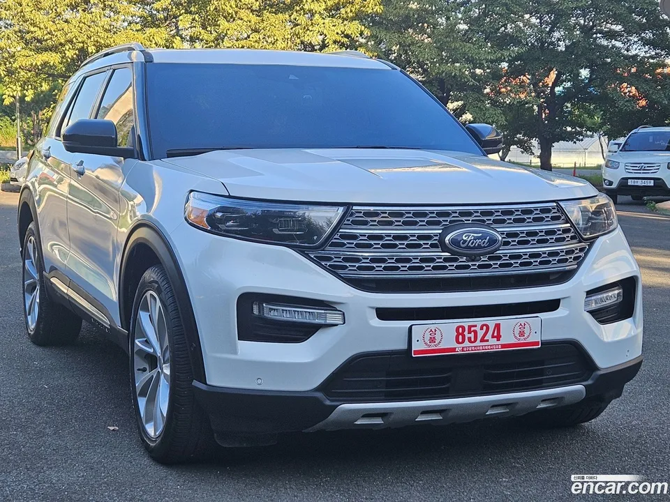 Ford Explorer 3.0 4WD 2023 — миниатюра 2