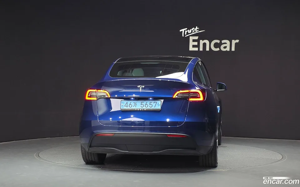 Tesla Model Y RWD 2024 — миниатюра 4