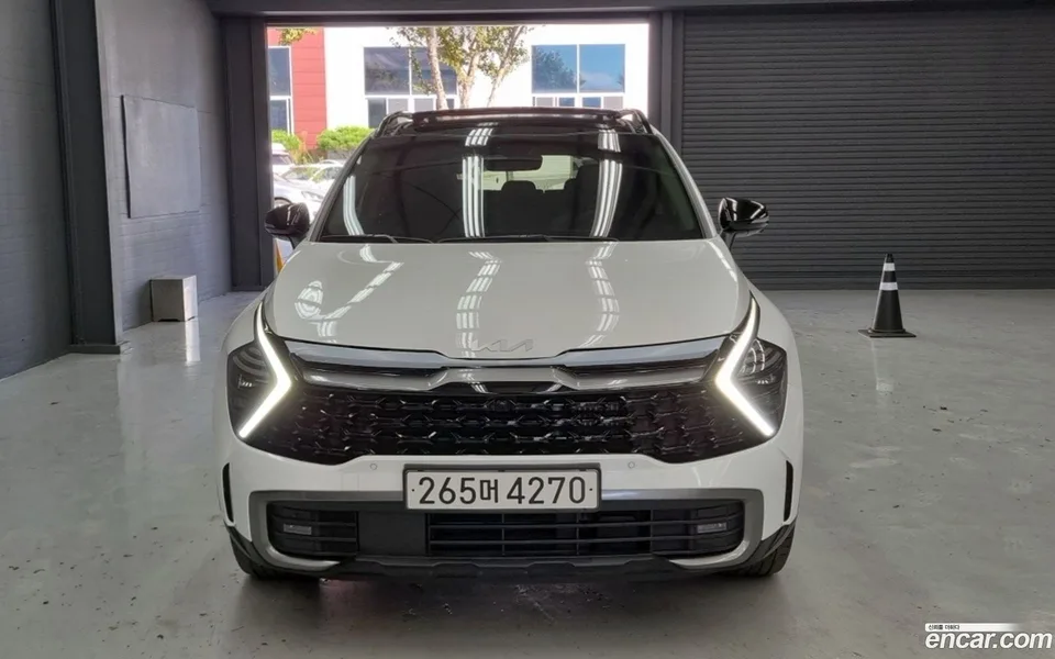 Kia Sportage Hybrid 2WD 2024 — фото 1, купить с доставкой в Москву
