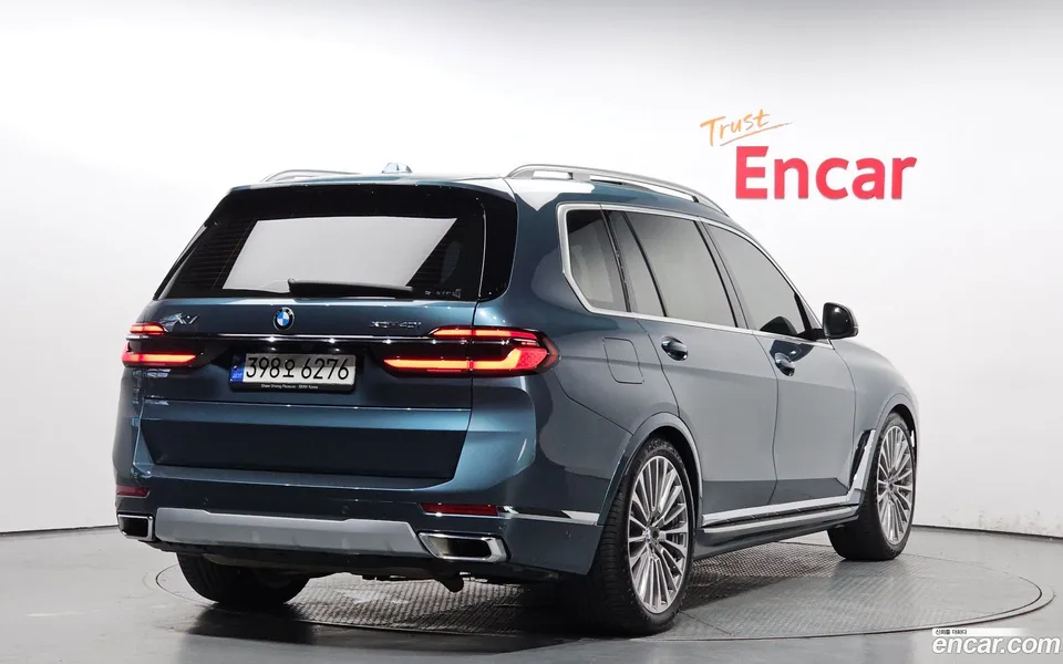 BMW X7 xDrive 40i 6 2023 — миниатюра 2