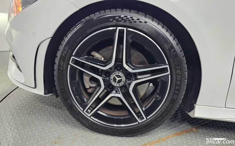 Mercedes-Benz CLA-Class CLA250 4MATIC 2022 — миниатюра 5