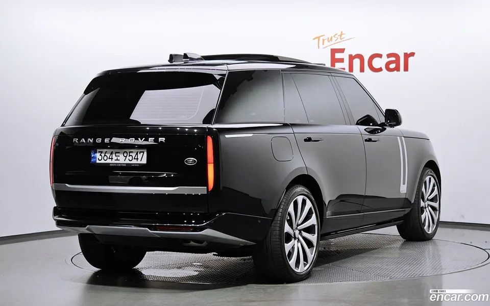 Land Rover Range Rover P530 AB LWB 2023 — миниатюра 2