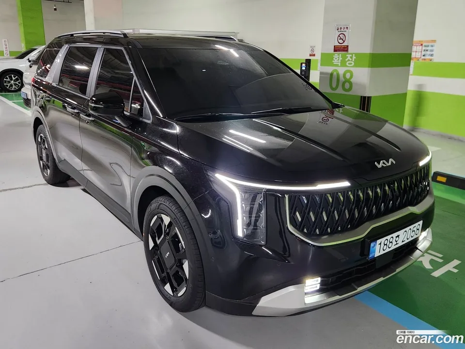 Kia Carnival HEV 9 2025 — миниатюра 3
