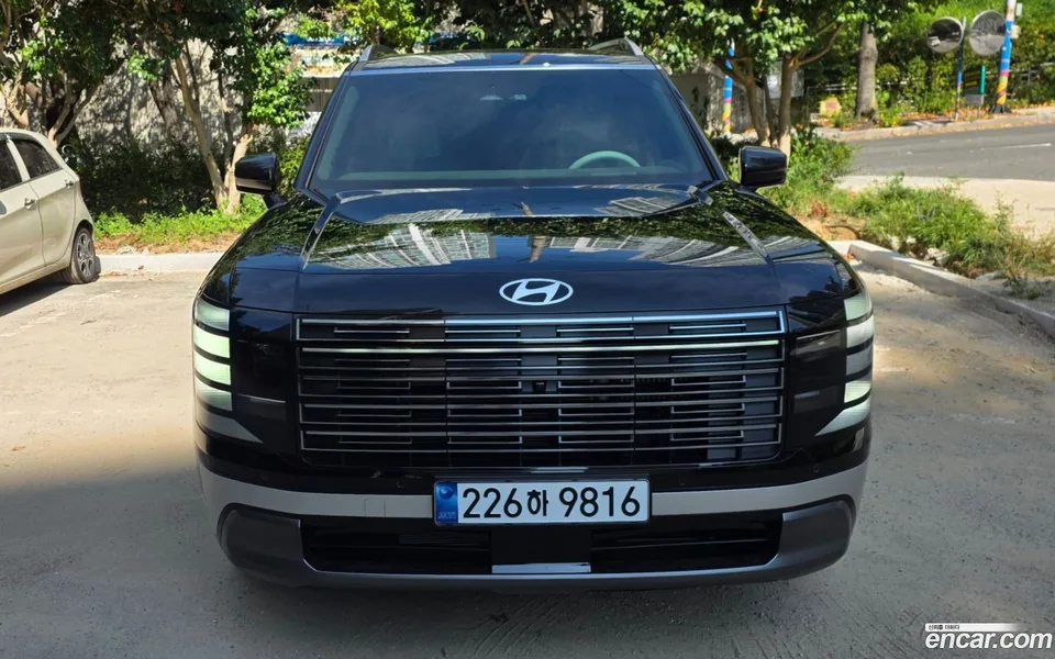 Hyundai Palisade 2.5T 2WD 7 2025 — фото 1, купить с доставкой в Москву