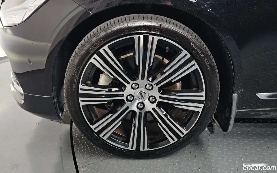 Volvo S90 B6 AWD 2023 — миниатюра 5