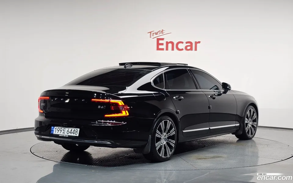 Volvo S90 B6 AWD 2023 — миниатюра 2