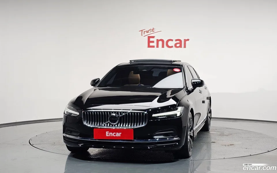 Volvo S90 B6 AWD 2023 — миниатюра 3