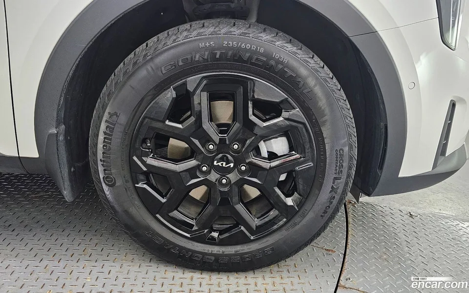 Kia Sorento HEV 1.6 2WD 2023 — миниатюра 5