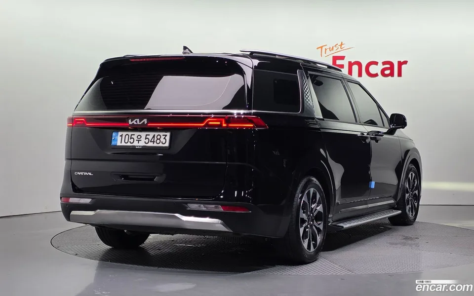 Kia Carnival 9 2023 — миниатюра 2