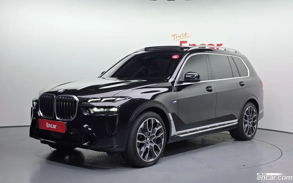 BMW X7 xDrive 40d M 7 2024 — фото 1, купить с доставкой в Москву
