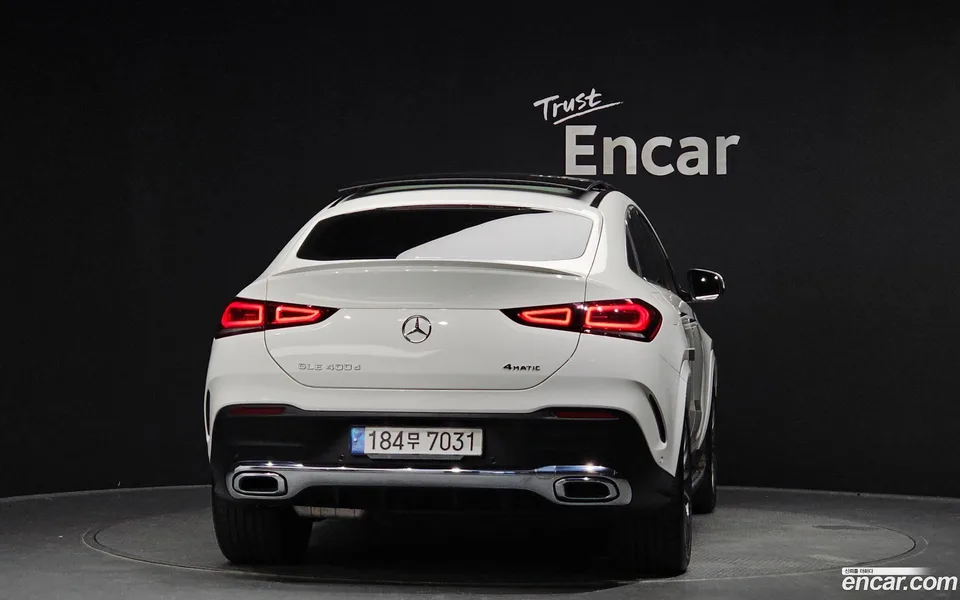 Mercedes-Benz GLE-Class GLE400d 4MATIC 2023 — миниатюра 4