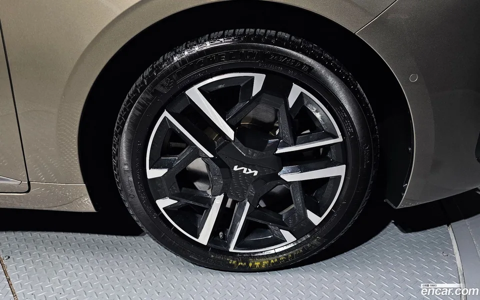 Kia K8 2.5 2WD 2025 — миниатюра 5