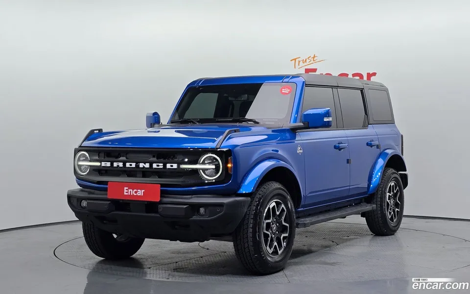 Ford Bronco 2.3 2024 — фото 1, купить с доставкой в Москву
