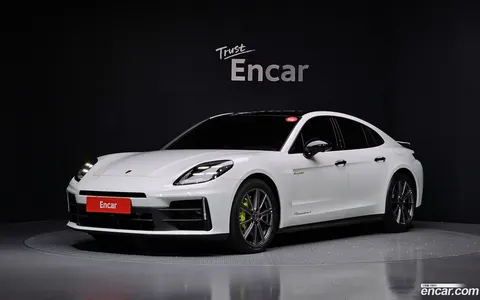 Porsche Panamera (976) 2025 купить в Москве