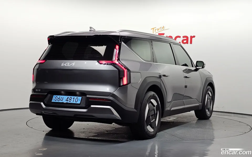 Kia EV9 2WD 2023 — миниатюра 2