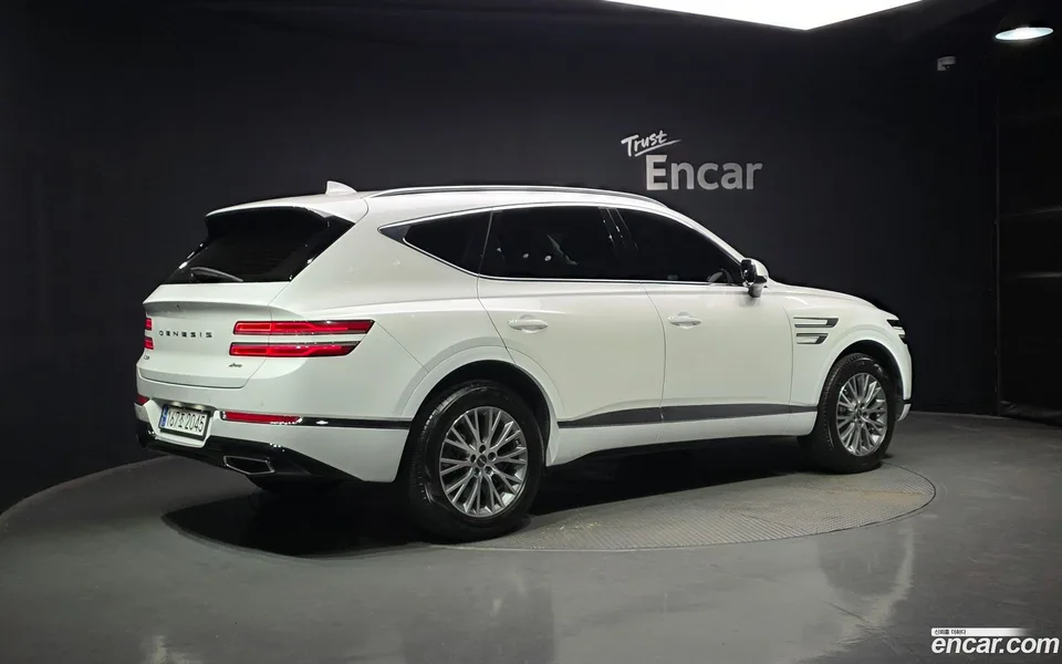 Genesis GV80 2.5T AWD 2023 — миниатюра 2
