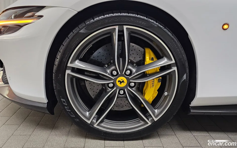 Ferrari Roma 3.9 2023 — миниатюра 5