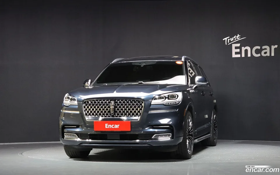 Lincoln Aviator 3.0 AWD 2022 — миниатюра 3