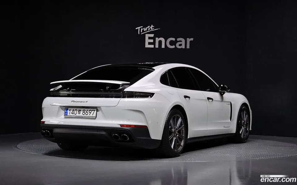 Porsche Panamera (976) 2.9 AWD E- 2025 — миниатюра 2