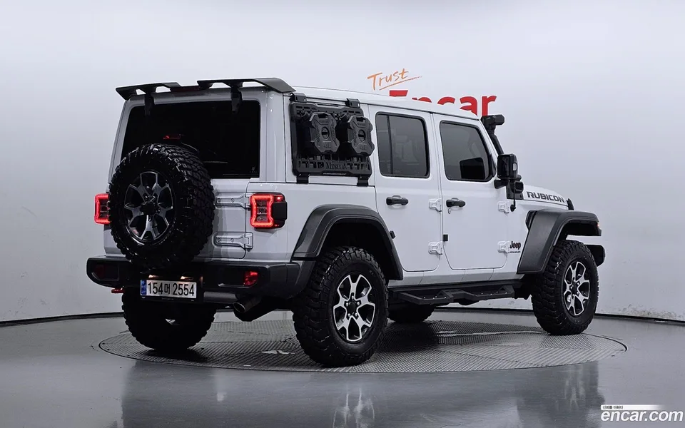 Jeep Wrangler 2.0 4 2023 — миниатюра 2