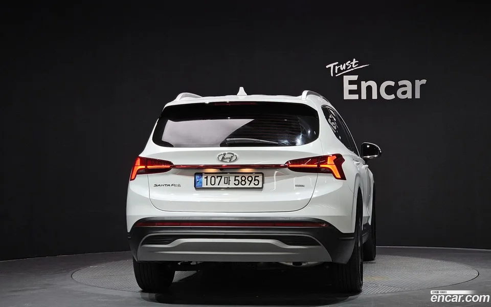 Hyundai SantaFe HEV 1.6 4WD 2023 — миниатюра 4
