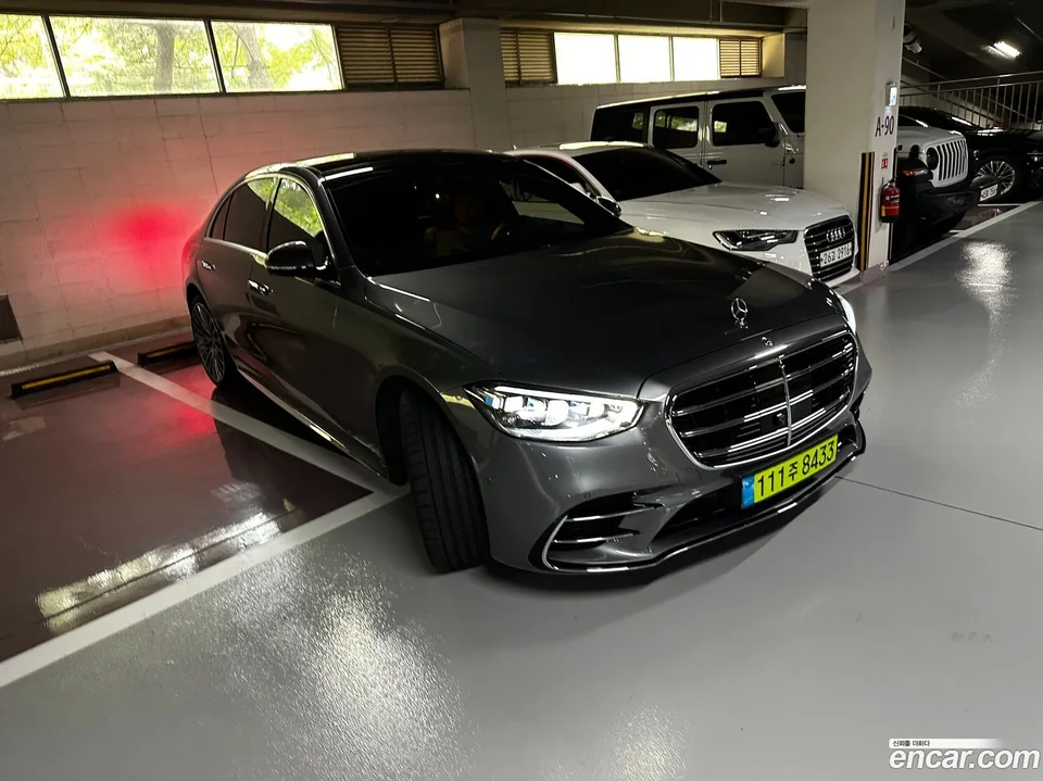 Mercedes-Benz S-Class S500L 4MATIC 2024 — миниатюра 2