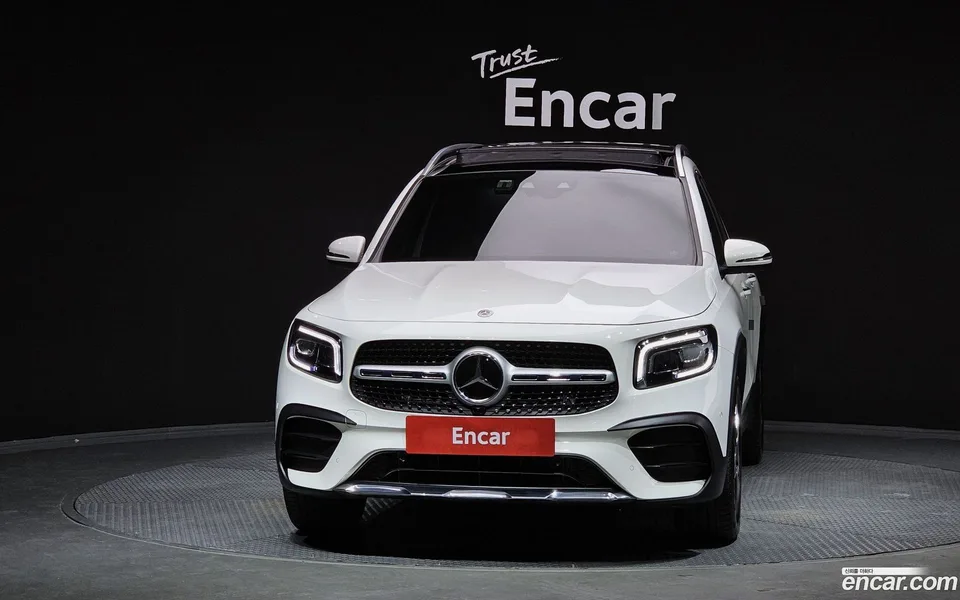 Mercedes-Benz GLB-Class GLB250 4MATIC 2023 — миниатюра 3