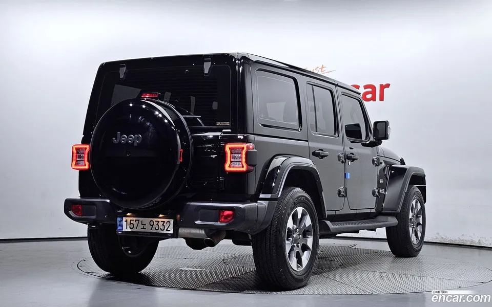 Jeep Wrangler 2.0 4 2023 — миниатюра 2