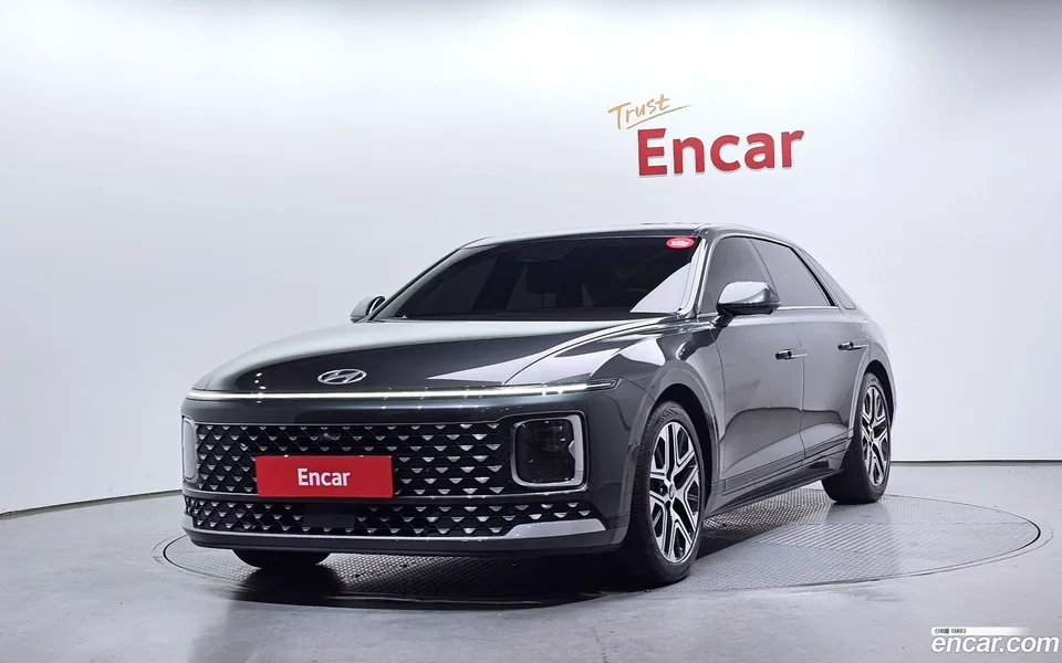 Hyundai Grandeur 2.5 2WD 2023 — фото 1, купить с доставкой в Москву