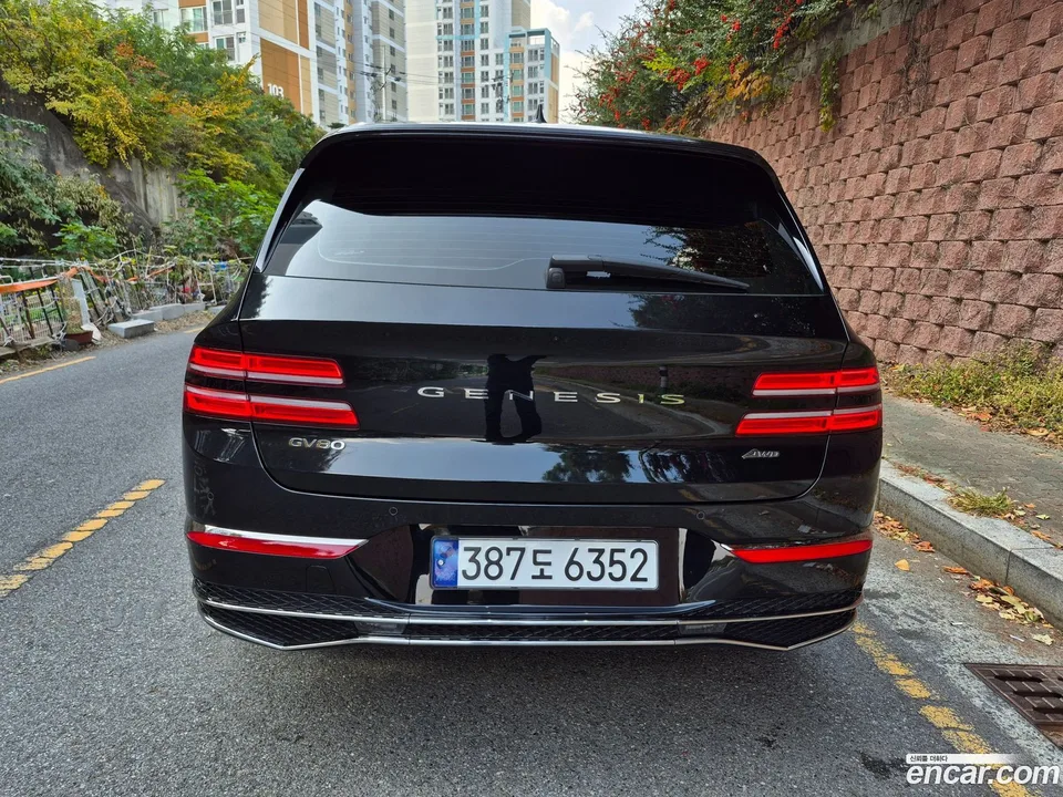 Genesis GV80 2.5T 2WD 2024 — миниатюра 4
