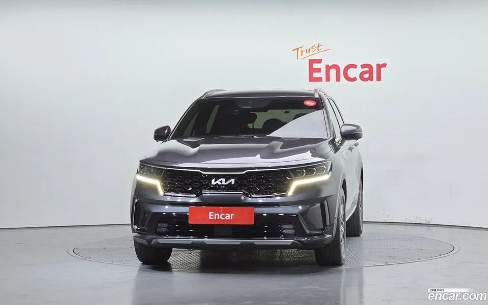 Kia Sorento HEV 1.6 2WD 2023 — миниатюра 3