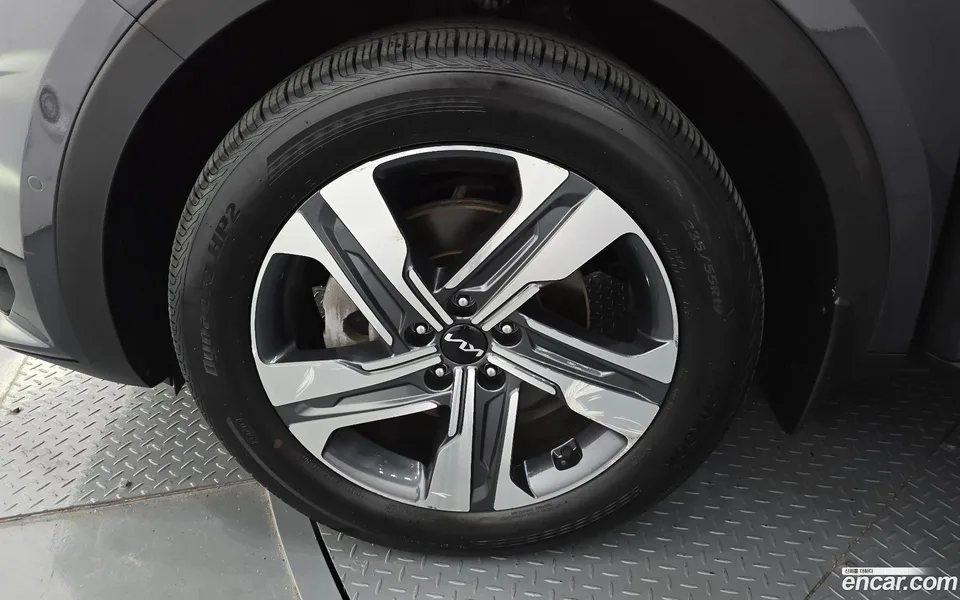 Kia Sorento HEV 1.6 2WD 2023 — миниатюра 5