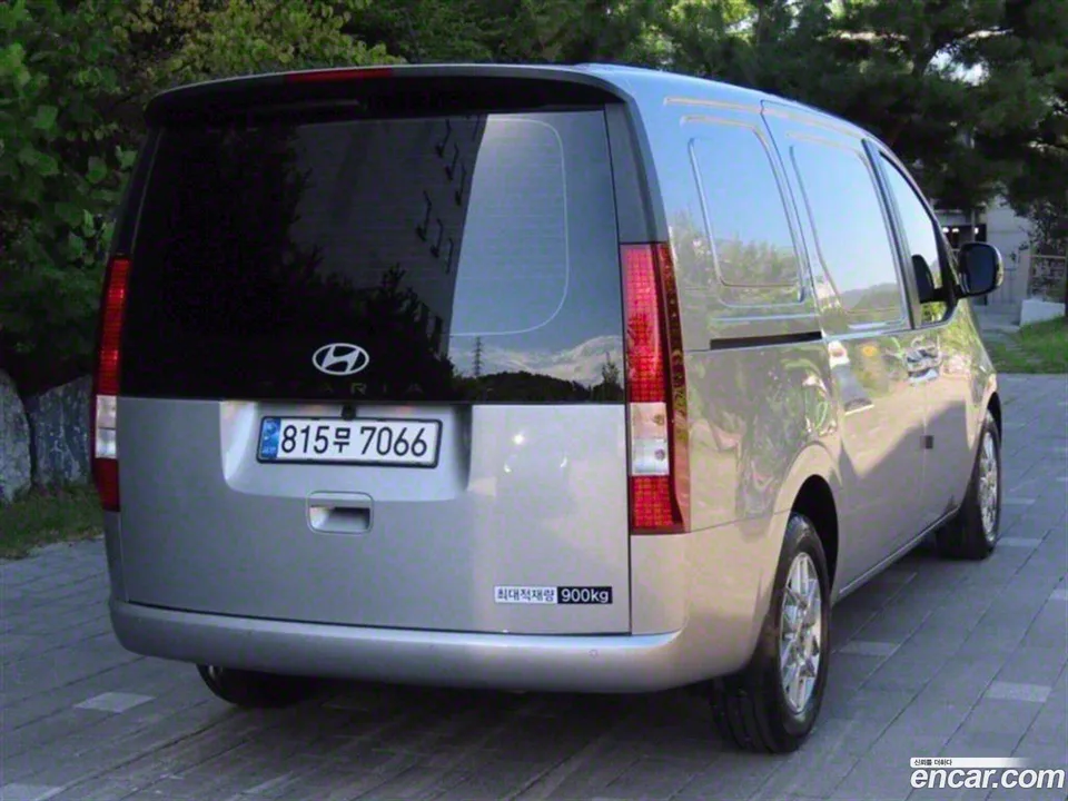 Hyundai Staria 3 2025 — миниатюра 3