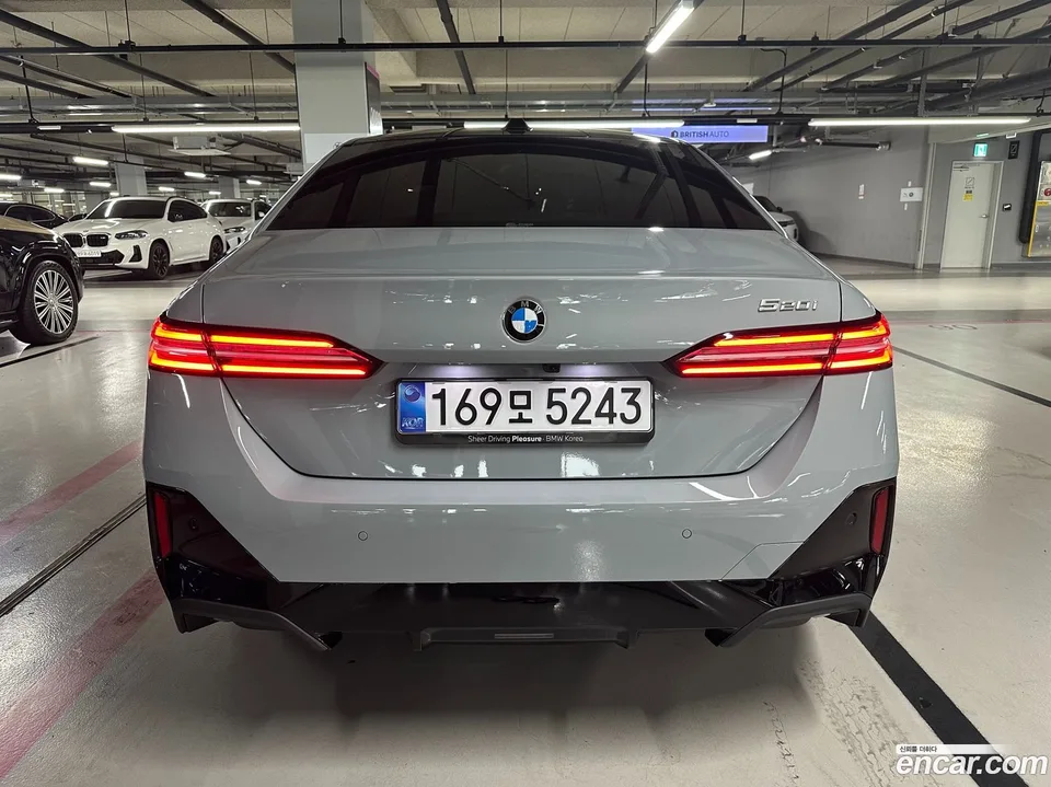 BMW 5 Series 520i M 2025 — миниатюра 5