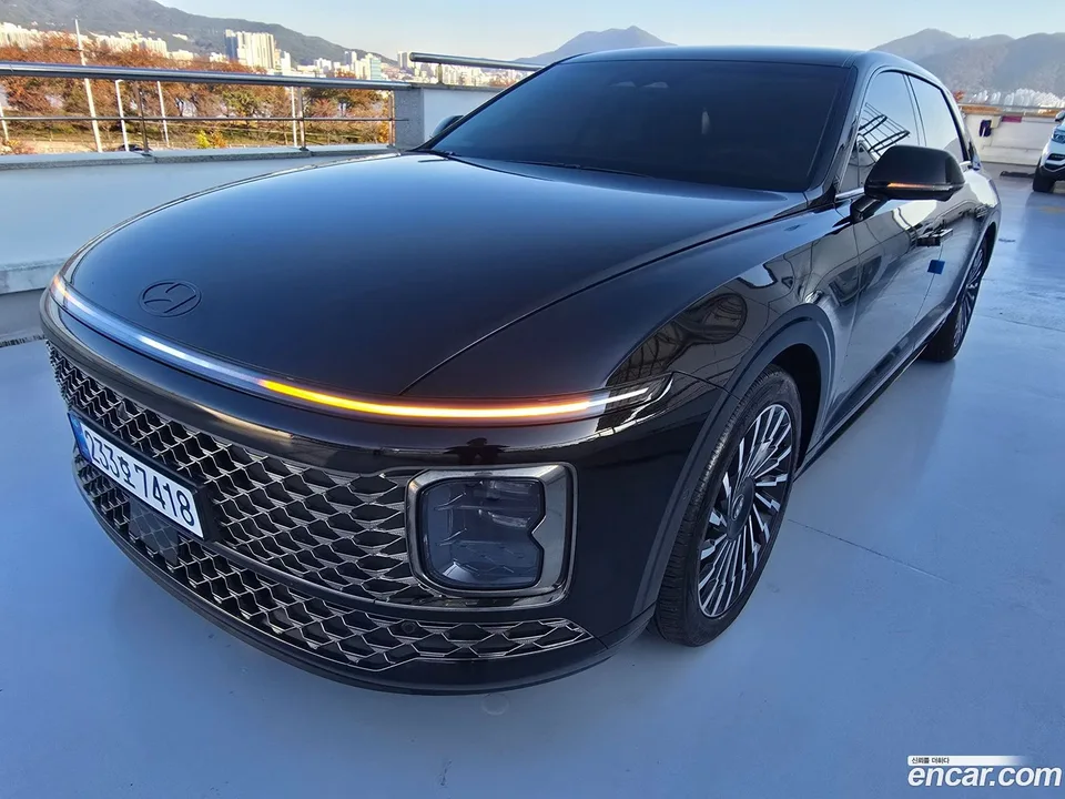 Hyundai Grandeur Hybrid 2024 — фото 1, купить с доставкой в Москву