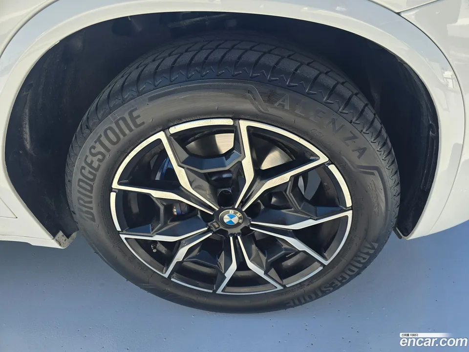 BMW X4 xDrive20d M 2024 — миниатюра 5