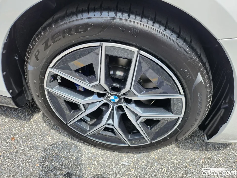BMW 5 Series 520i M 2025 — миниатюра 5