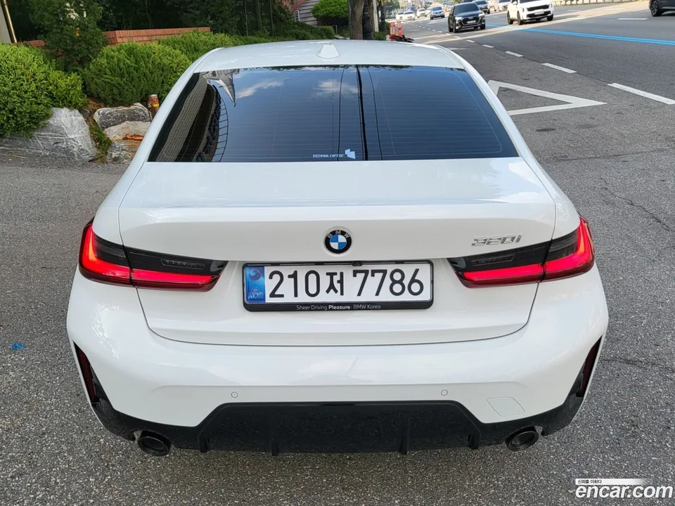 BMW 3 Series 320i M 2025 — миниатюра 4