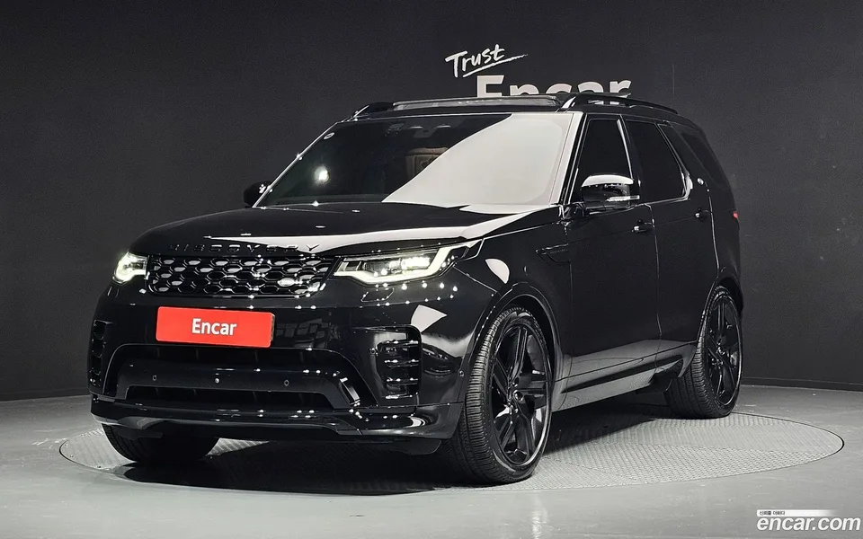 Land Rover Discovery P360 HSE 2024 — фото 1, купить с доставкой в Москву