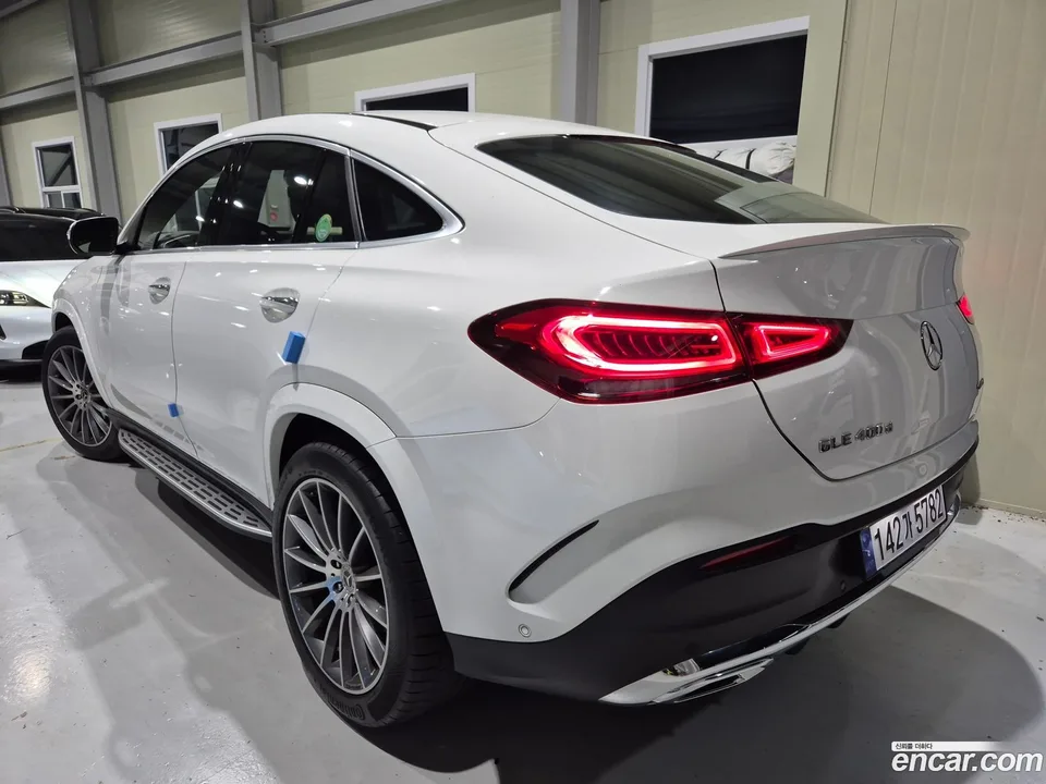 Mercedes-Benz GLE-Class GLE400d 4MATIC 2023 — миниатюра 2