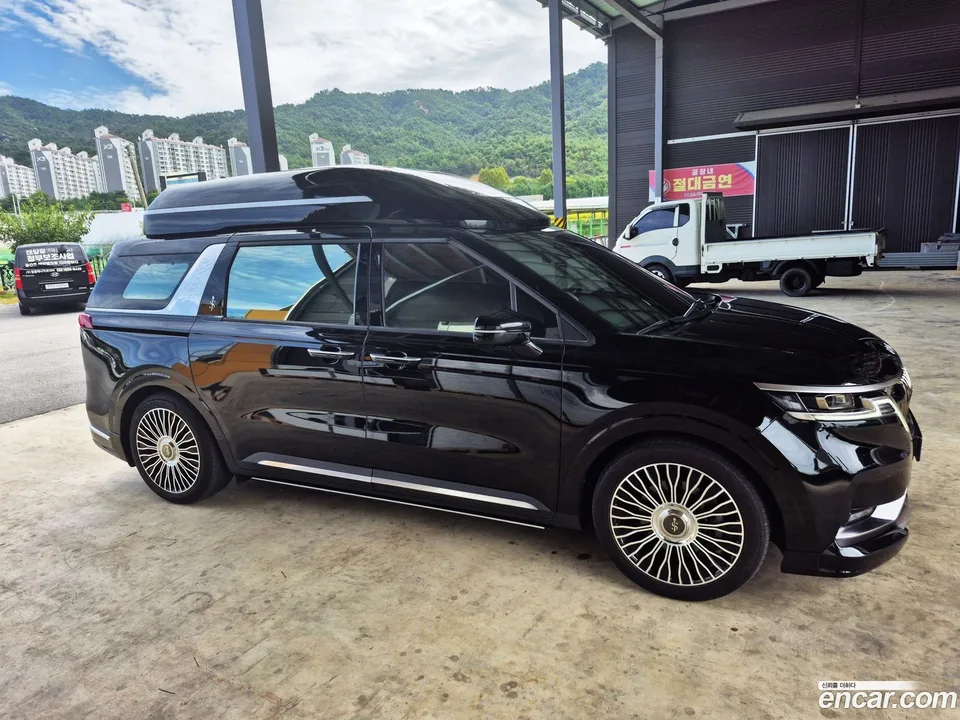 Kia Carnival 9 () 2022 — миниатюра 2