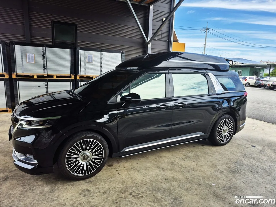 Kia Carnival 9 () 2022 — миниатюра 4