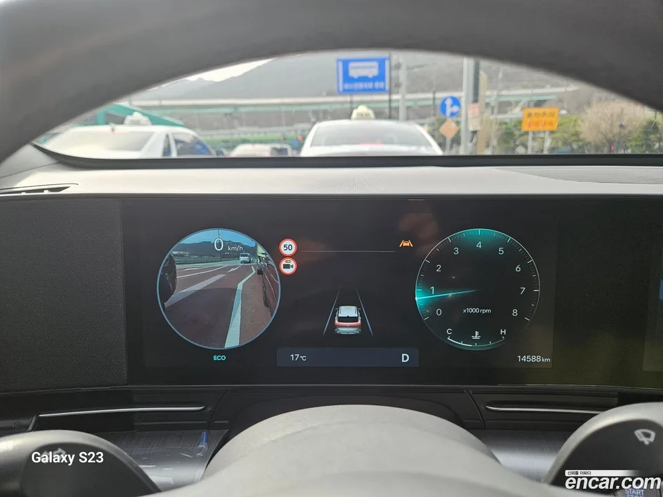 Hyundai Kona 1.6 2WD 2023 — миниатюра 5